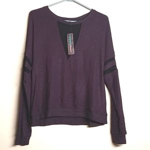 CHARMED HEARTS Sweater,size L (Juniors)